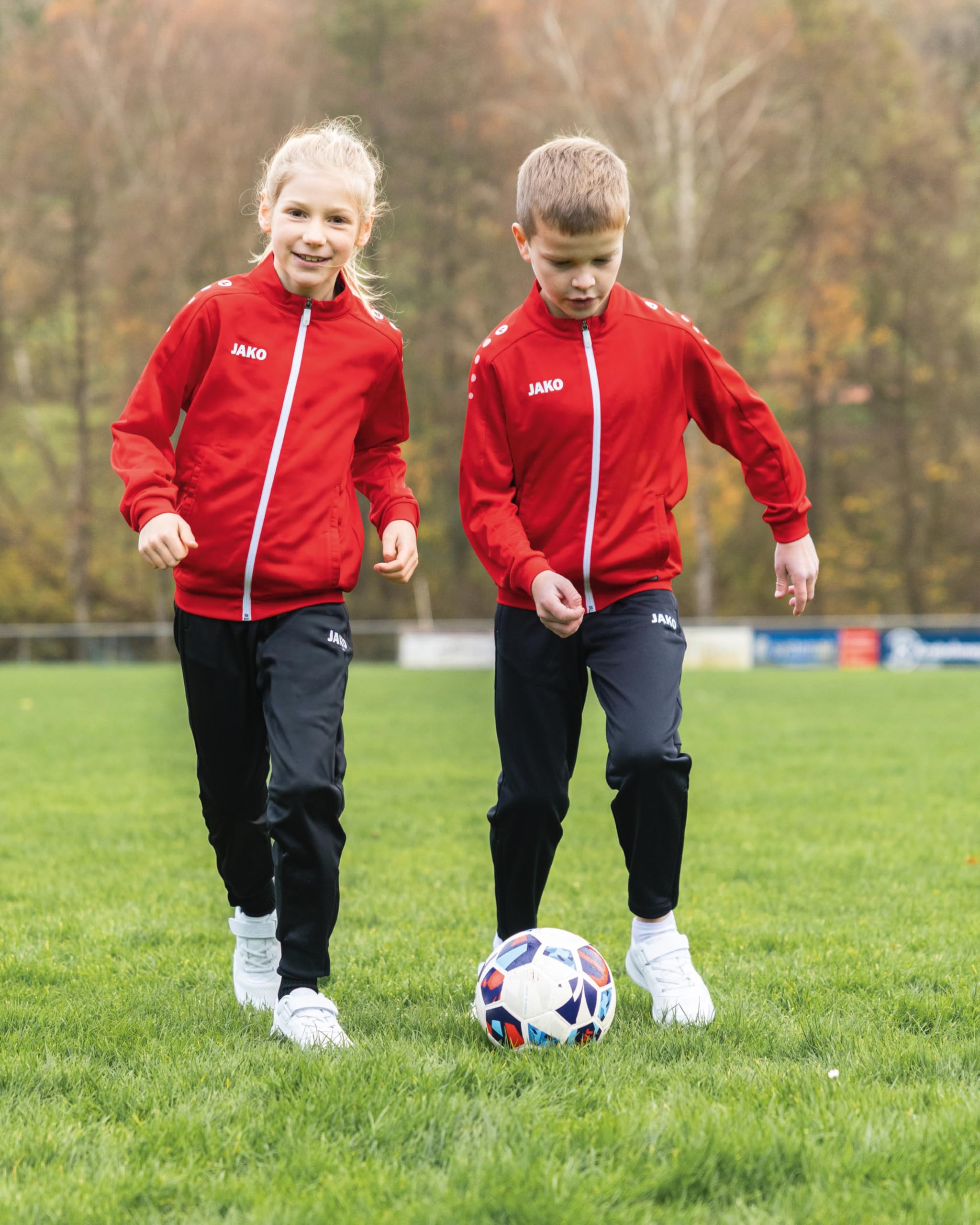 jako-one-polyesterjacke-kinder-recycelt-mit-taschen image 2