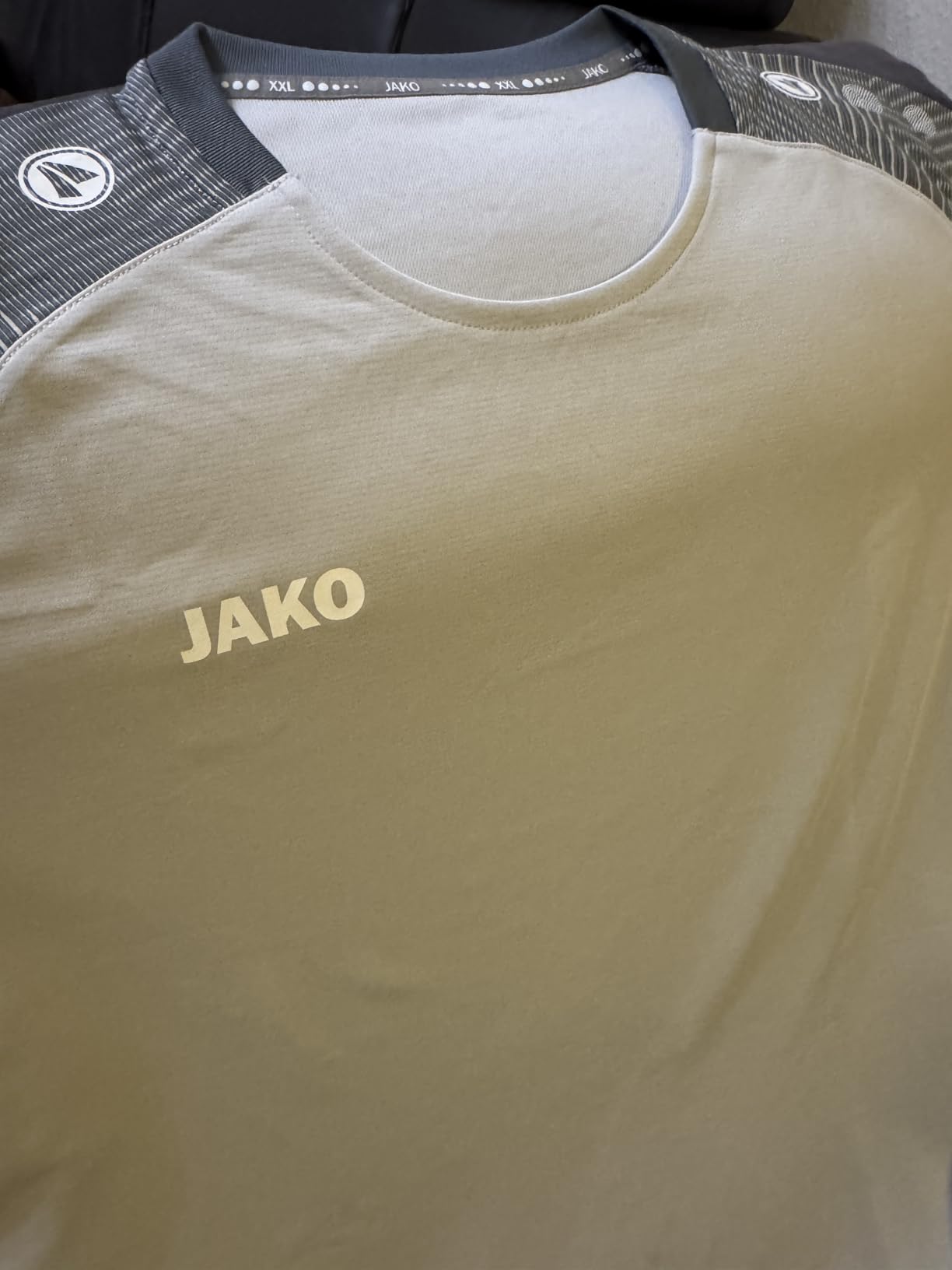 Super Shirt